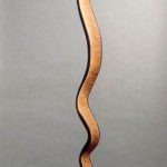AXEL-CASSEL-En-forme-de-feuilles-Grande-Feuille-Serpentine-II-2004-Bois-Haut-220-cm