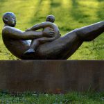 AXEL-CASSEL-Inspirations-primitives-Homme-et-enfant-Bronze-1994-Long-115cm